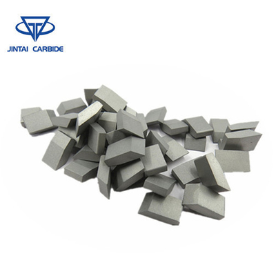 Cina Tips Tungsten Carbide Saw Tahan Lama Bagian Alat Listrik Untuk Woodworking Dan Aluminium pemasok