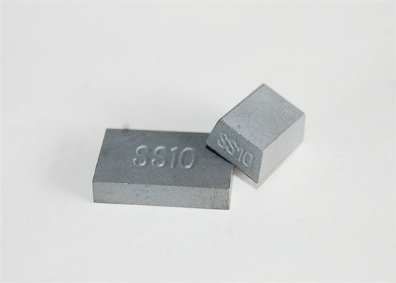 Cina Kiat Pemotongan Batu Kekerasan Tinggi Bahan 100% Virgin Tungsten Carbide pemasok