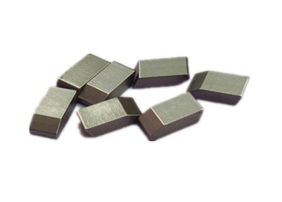 Cina Mesin Kayu / Logam Tips Tungsten Carbide Saw Semen Dengan Die Press pemasok