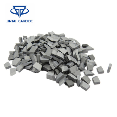 Cina Tungsten Carbide Yg6x / K10 5.5 * 1.6 * 2.6mm Tips Karbida / Tungsten Carbide Tips pemasok