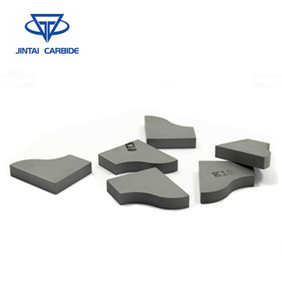 Cina YG6 Tungsten Carbide Tip Untuk Membuat Alat Pembentuk Untuk Mesin Radiing Cekung Dan Membentuk Alat Pembalik pemasok
