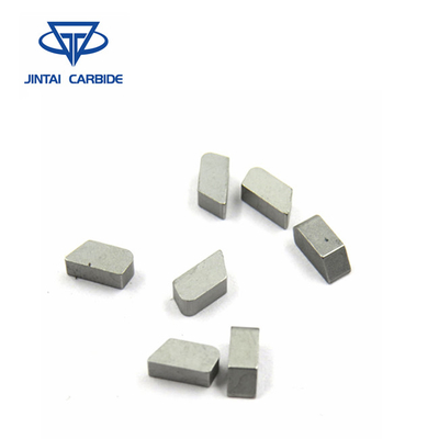 Cina Tips Memotong Tungsten Carbide Kekerasan Tinggi / Tungsten Carbide Tool Tips pemasok