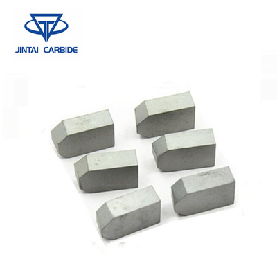 YG15 Tungsten Carbide Sisipan Blade Cutter Gigi Untuk Gigi Tunggul Penggiling pemasok