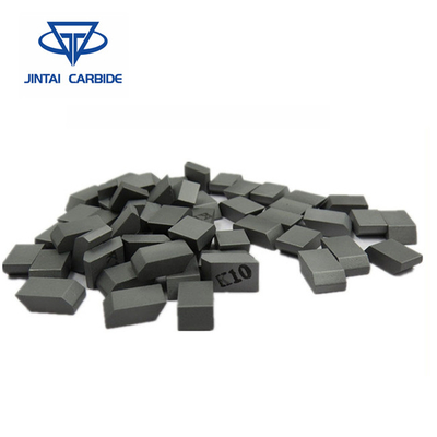 Iso Standard Cutting Stone Carbide Tips Dalam Stock Wear Resistance pemasok