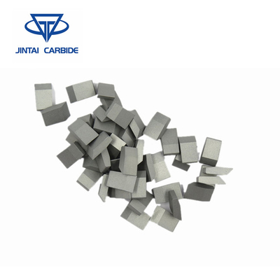 Iso Standard Cutting Stone Carbide Tips Dalam Stock Wear Resistance pemasok