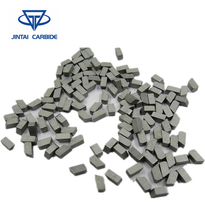 Iso Standard Cutting Stone Carbide Tips Dalam Stock Wear Resistance pemasok