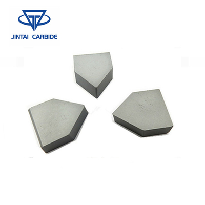 K20 Tungsten Carbide Brazed Tips Untuk Membuat Forming Turning Tools, Planing Dan Milling Tools Untuk Permesinan pemasok